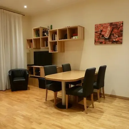 Elegante In Centro Apartment Milan