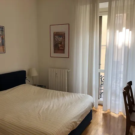Elegante In Centro Apartment *